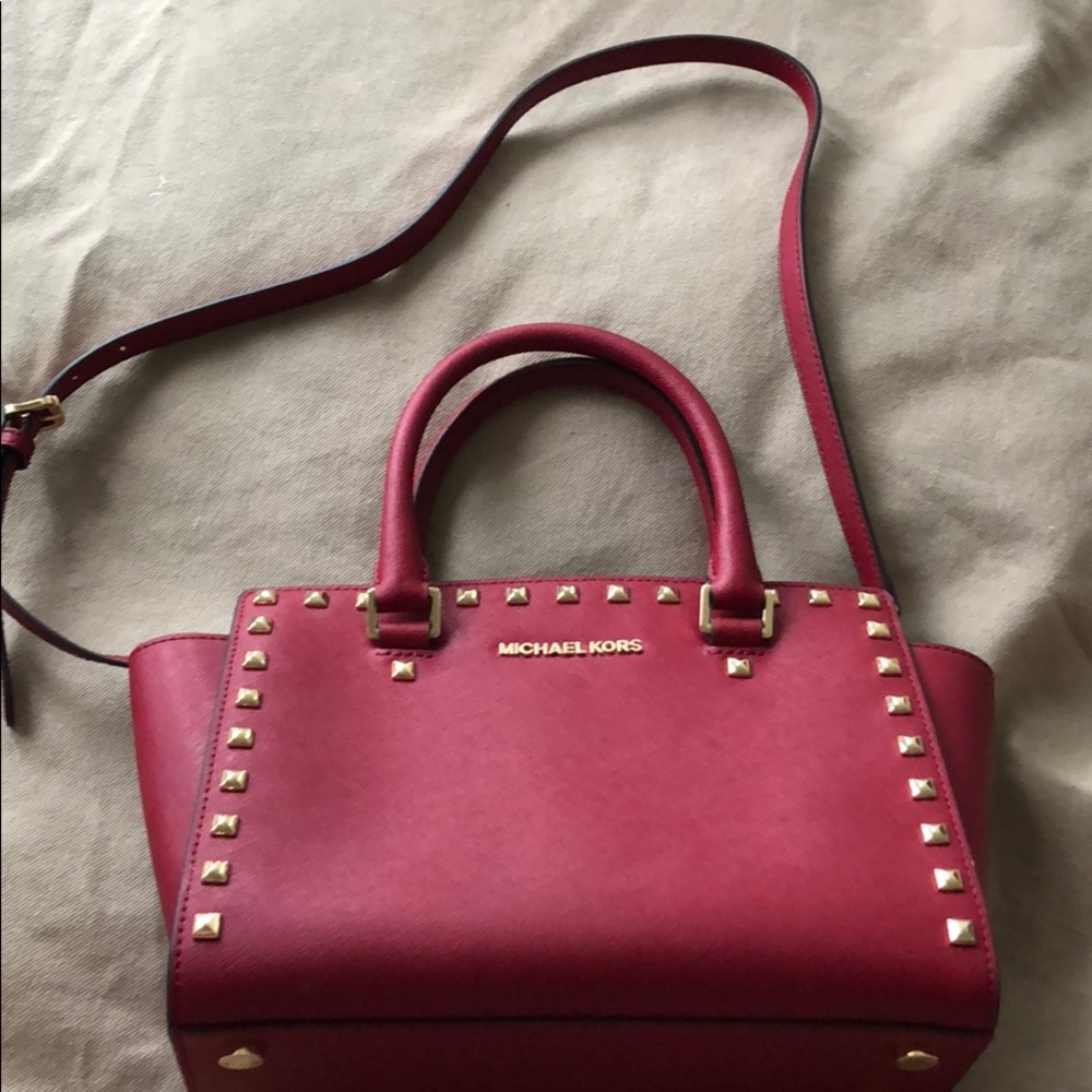 Michael Kors Crossbody!!